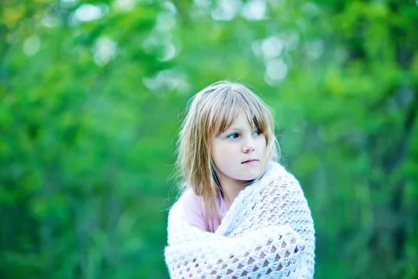 Bambina nel parco — Foto Stock