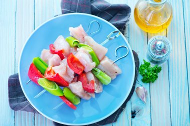 plaka üzerinde lezzetli kebap