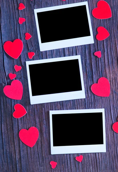 Paper hearts and photo — Stock Photo, Image