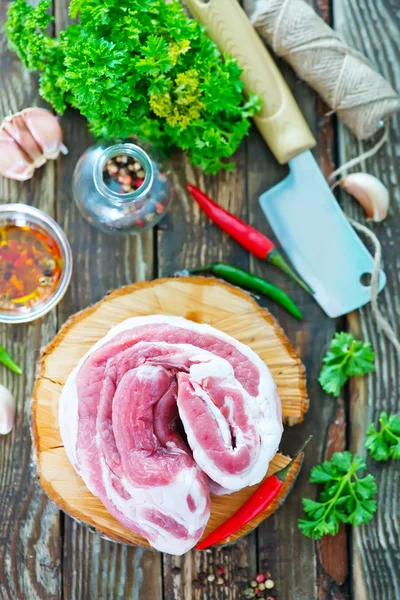 Rolo de carne com sal e especiarias — Fotografia de Stock