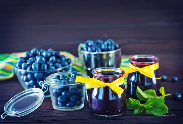 Blueberry jam in glass bank — Stock Photo, Image