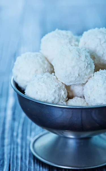 Sweet coconut balls — Stock Photo, Image