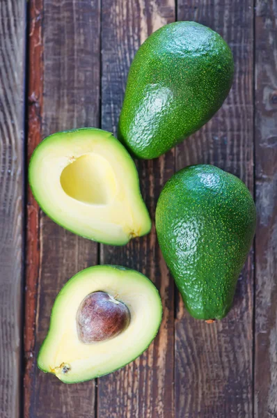 Raw ripe avocado — Stock Photo, Image