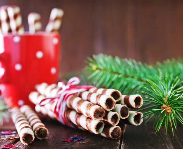 Bisküvi sopa ve Noel dekorasyon — Stok fotoğraf