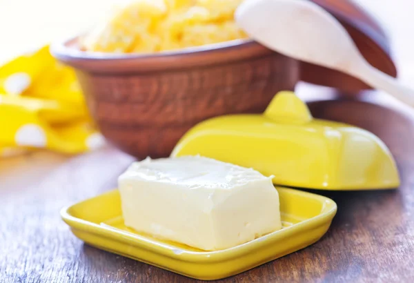Kasza kukurydziana i masła — Zdjęcie stockowe