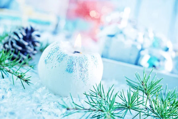 テーブルの上のクリスマスの装飾 — ストック写真