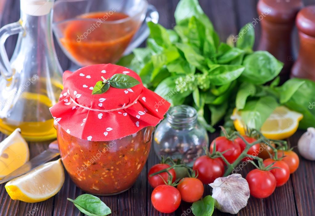 Томаты с базиликом на зиму. Помидоры с базиликом и медом. Вяленые томаты базилик. Помидоры с базиликом на зиму рецепты. Помидоры с базиликом на зиму рецепты.