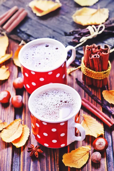 Cocoa drink in cups — Stock Photo, Image