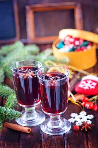 Glühwein in glazen — Stockfoto