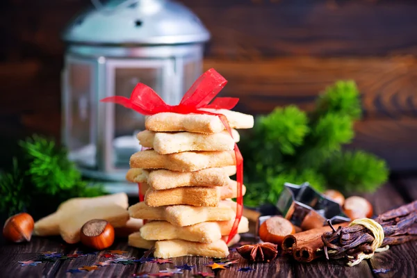 Weihnachtsplätzchen mit Gewürzen — Stockfoto