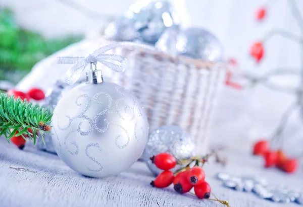 Decoraciones de Navidad en la mesa — Foto de Stock