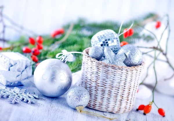 Decoraciones de plata de Navidad —  Fotos de Stock