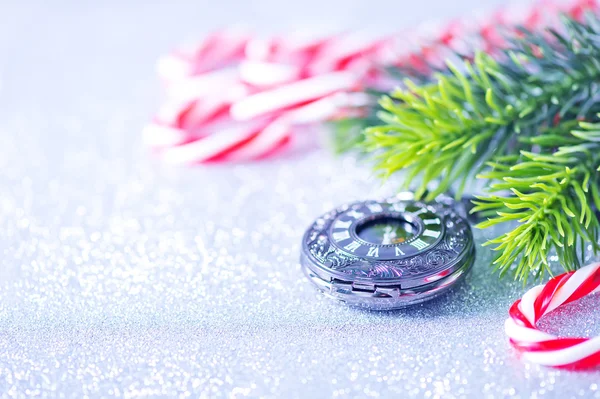 Weihnachten Hintergrund mit Uhr — Stockfoto