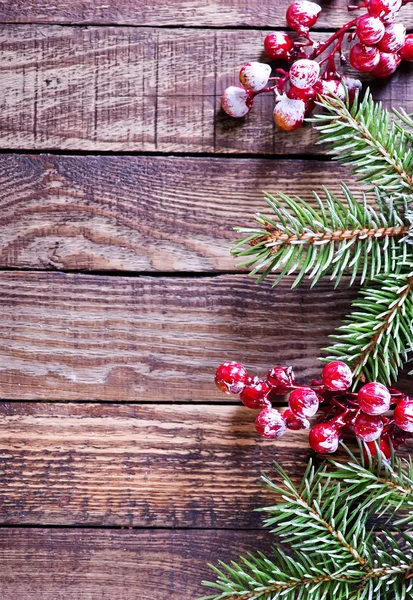 Las decoraciones navideñas sobre la mesa — Foto de Stock