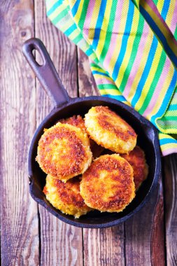 Pan kavrulmuş Beşamel sos