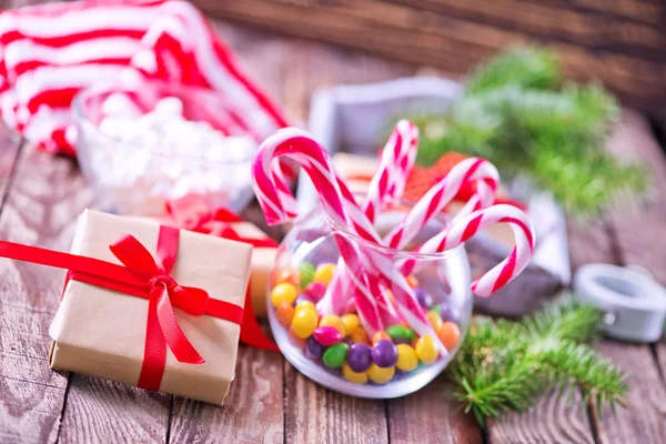 Cadeaux de Noël et bonbons — Photo
