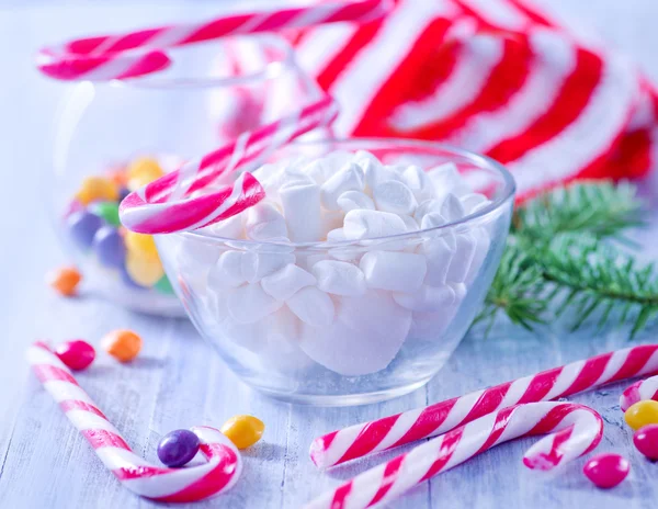 Weihnachtsbonbons und Marshmallows — Stockfoto