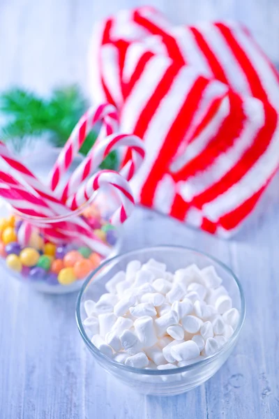 Caramelos de Navidad y malvaviscos — Foto de Stock