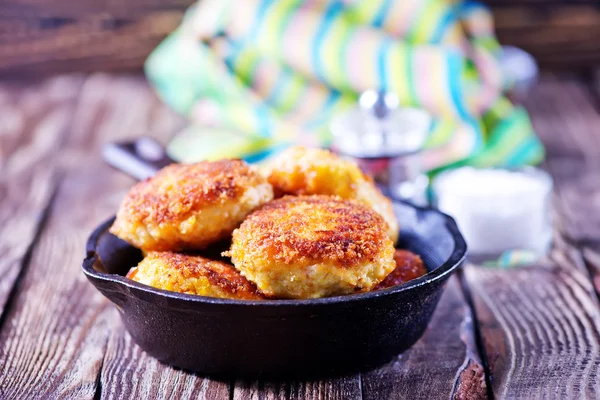 Chuletas asadas en sartén —  Fotos de Stock