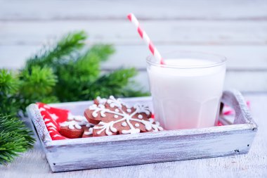 Çerezler ile taze süt