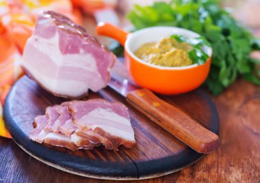 maydanoz ile füme domuz yağı