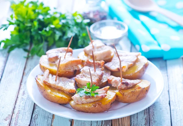 Картофель с салом — стоковое фото