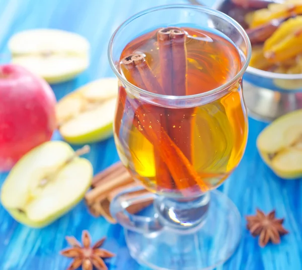 Sidro di mele con cannella — Foto Stock