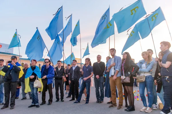 Kharkiv, Ukrayna - 18 Mayıs: Kırım Tatarları soykırım Kharkiv, Ukrayna sürgün üzerinde 18 Mayıs 2016 72 yıldönümü vesilesiyle kurbanları anısına bir toplantı.