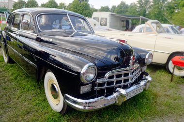 Gaz-12 (Zim) eski model araba - stok görüntü