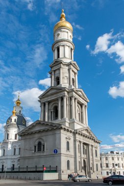 kharkiv, Ukrayna içinde varsayım katedral çan kulesi
