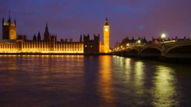 Big ben ile westminster Sarayı