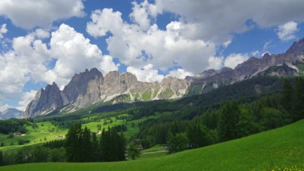 Italienische Alpen, Dolomiten — Stockvideo