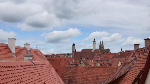 Rothenburg Tauber üzerinde kırmızı çatılar — Stok video