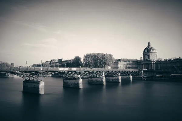 Pont des Arts i Institut de France — Zdjęcie stockowe