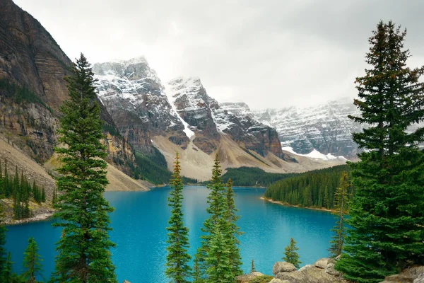 Vista al lago Moraine — Foto de Stock