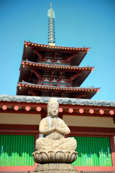 Vista al templo de Shitennoji —  Fotos de Stock