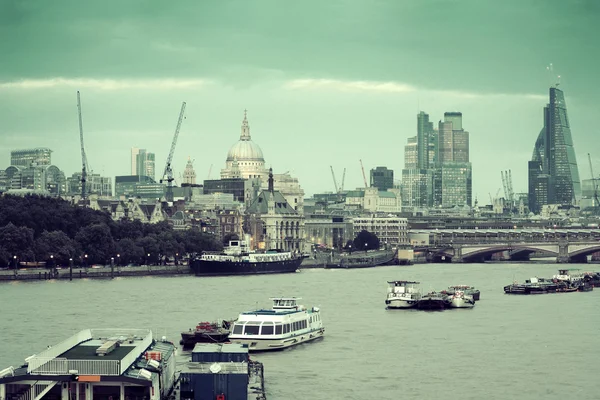 Vista sul paesaggio urbano di Londra — Foto Stock