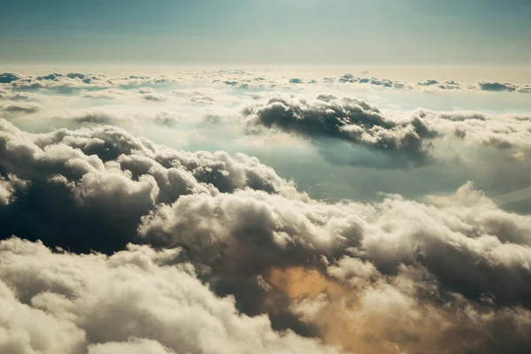 Himmel over skyene – stockfoto