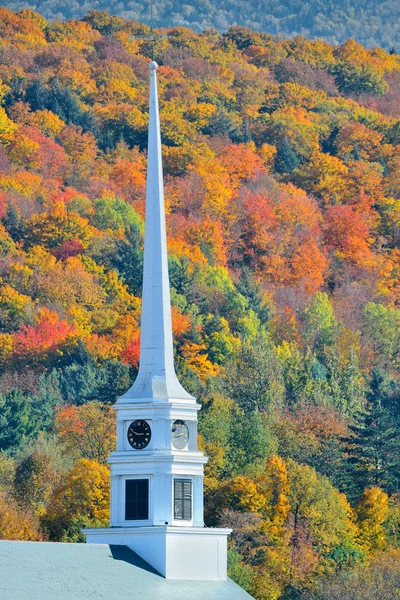 Stowe en otoño con follaje colorido —  Fotos de Stock