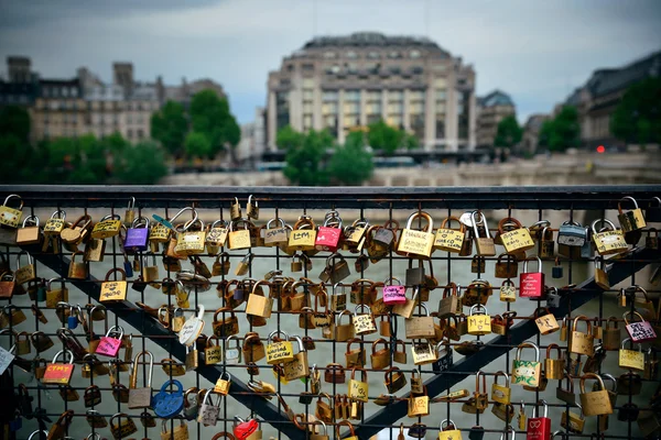 View of padlocks on bridge — Stock Photo, Image