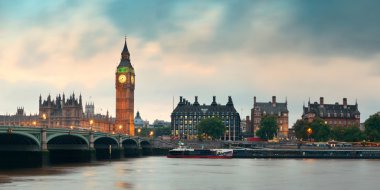 Evin Londra Parlamentosu'nun.