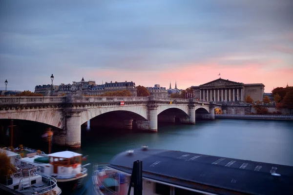 Sekwana i Pont de la Concorde — Zdjęcie stockowe