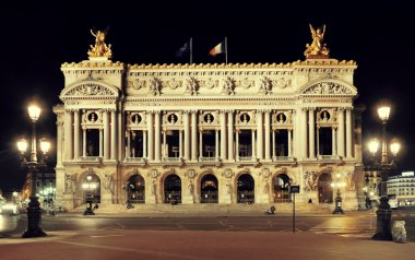 Geceleri Paris opera