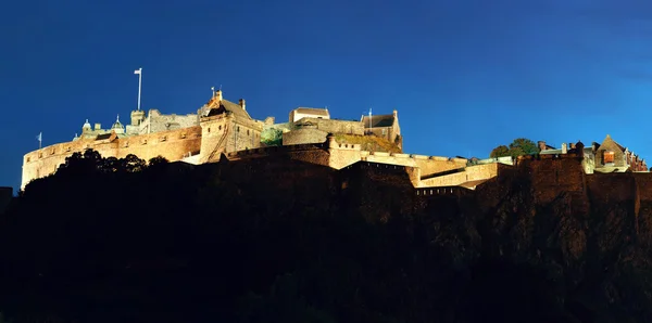 Vista sul Castello di Edimburgo — Foto Stock