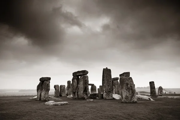 Stonehenge with cloud near London — Stock Photo, Image