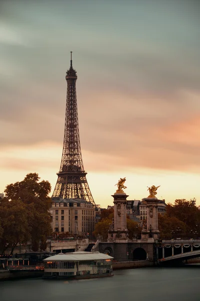 River Seine with Eiffel tower — Stock Photo, Image