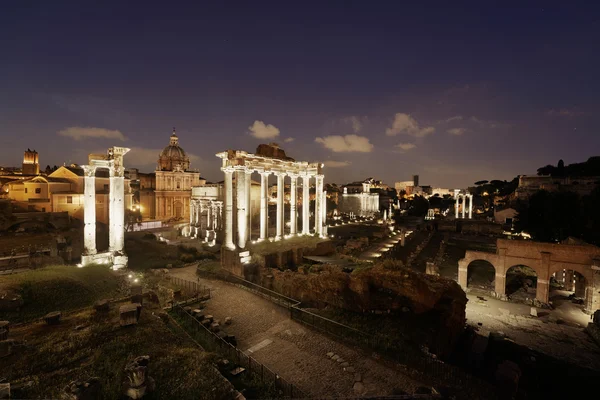 Roma Forumu gece — Stok fotoğraf