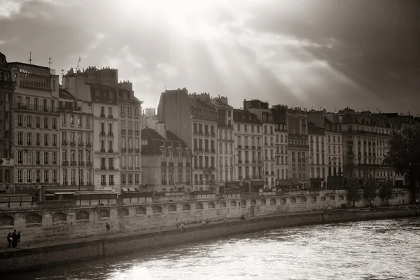 Mening van de straat van Parijs — Stockfoto