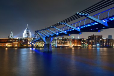 Millennium Bridge and St Pauls