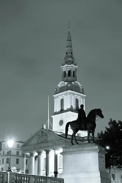 Trafalgar Meydanı'na görünümü — Stok fotoğraf